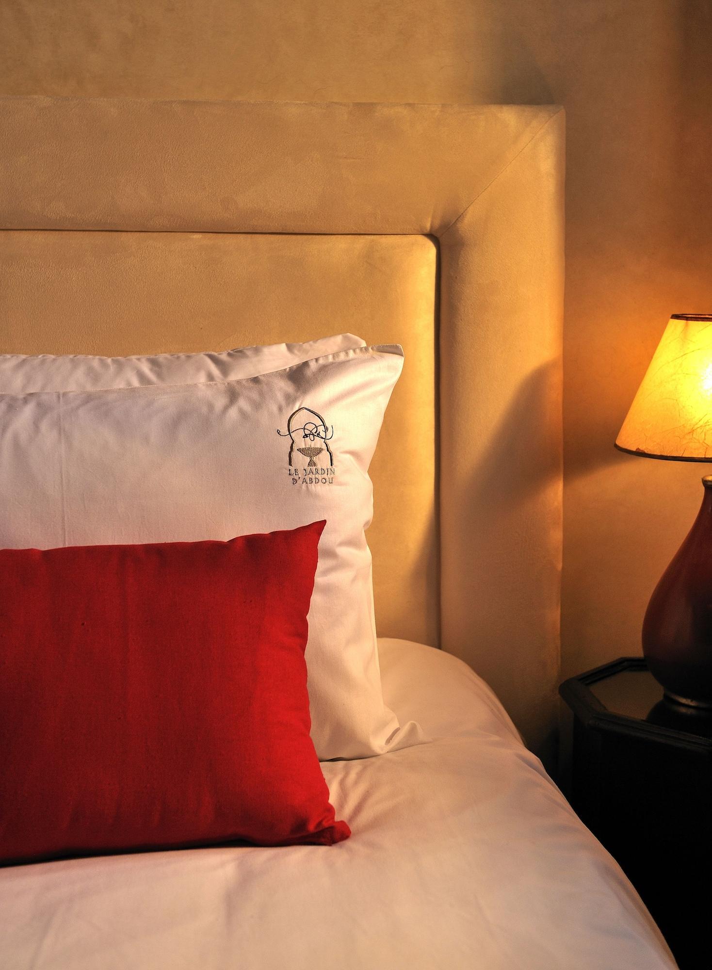 Riad Le Jardin D'Abdou Марракеш Экстерьер фото A pillow