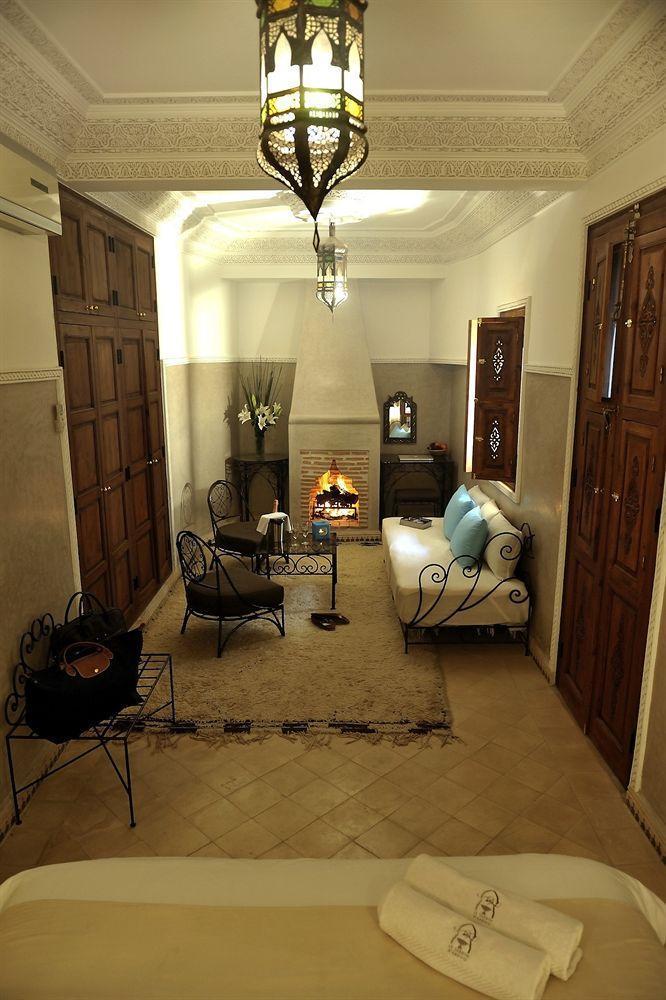 Riad Le Jardin D'Abdou Марракеш Экстерьер фото A Moroccan living room